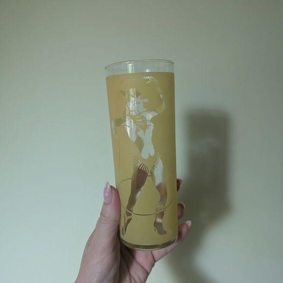 Vintage Cowgirl 1960s Dancing Figure Glass Set - Picture 5 of 13